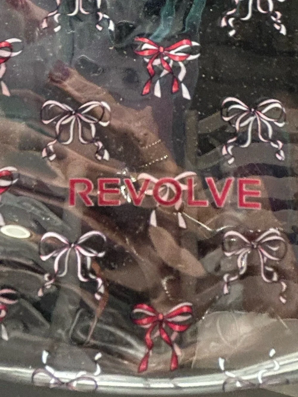 ♥️Revolve cosmetic bag New & cute♥️